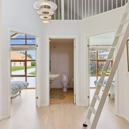5 Star In Holiday home